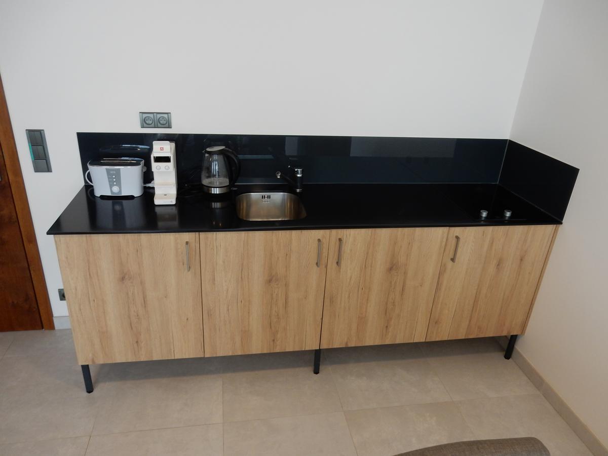 מלאדה בולסלאב Mg Restaurace/Luxury Apartments מראה חיצוני תמונה