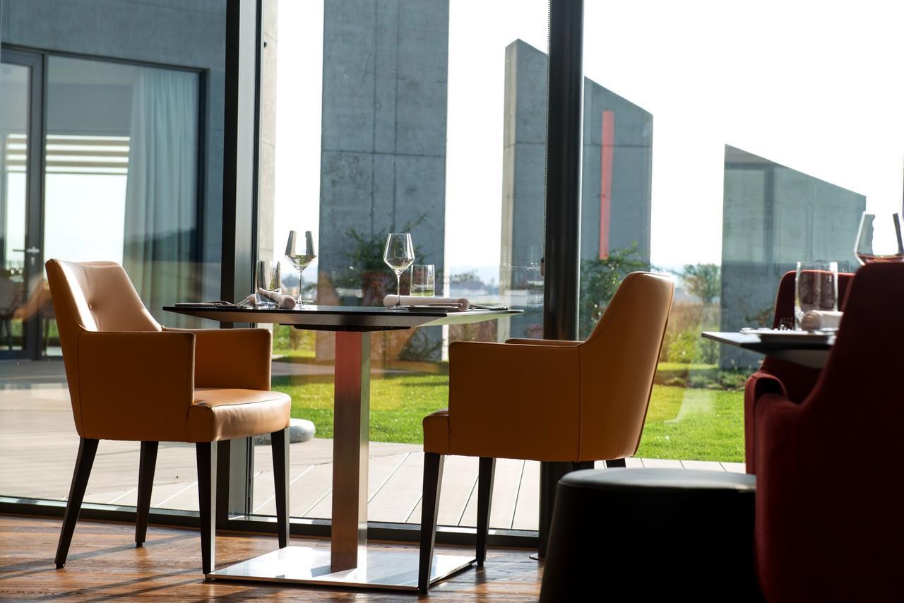 מלאדה בולסלאב Mg Restaurace/Luxury Apartments מראה חיצוני תמונה